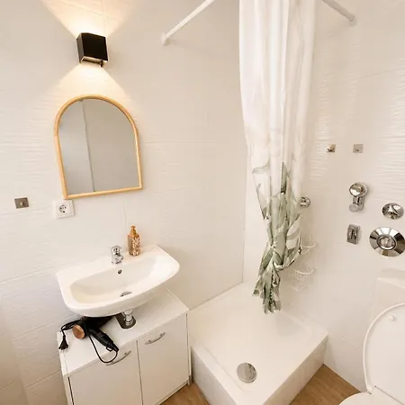 Zentral Gelegenes 1,5 Von Living * Sindelfingen